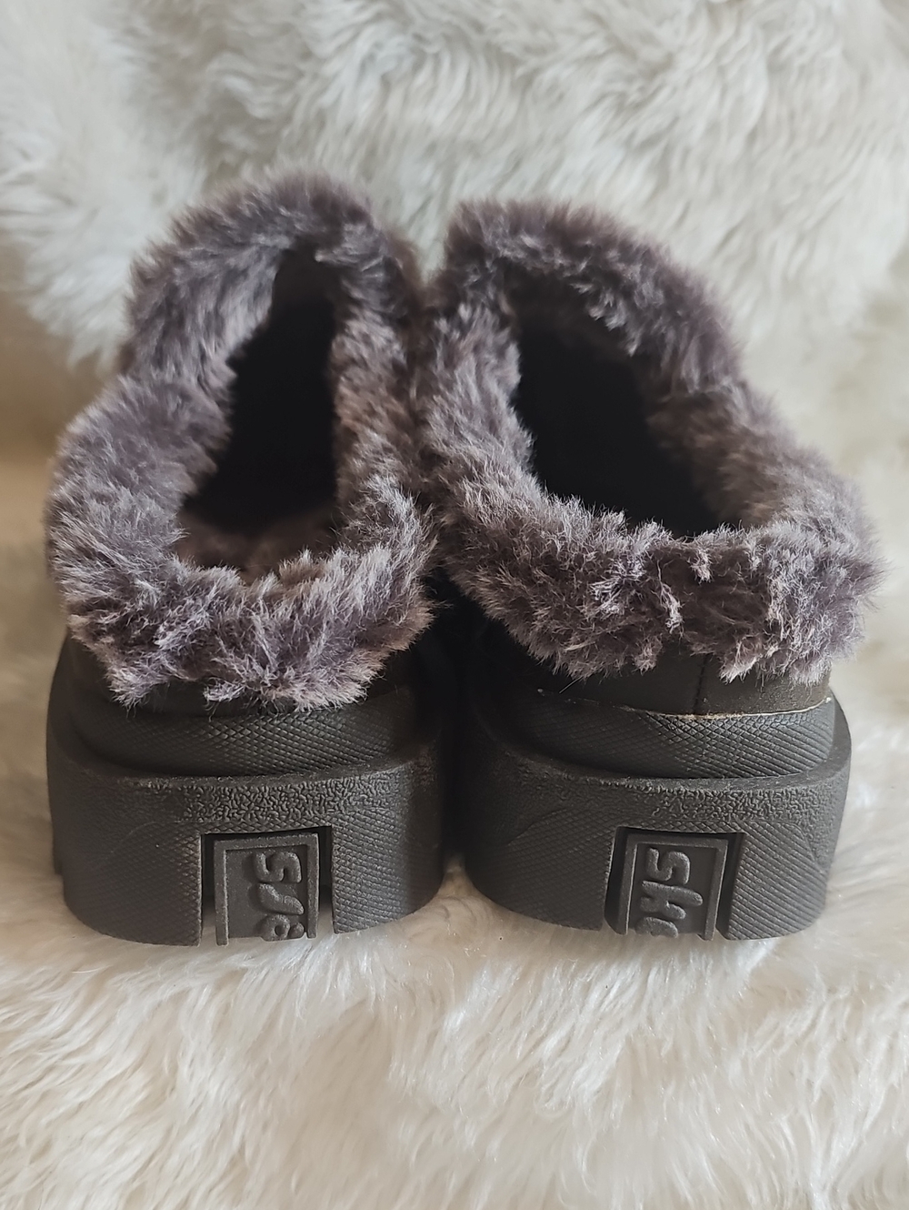 Skechers USA Women’s Size 8 Brown Faux Fur Lined Platform Clogs NWOT - Picture 4 of 7